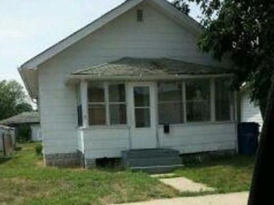 Apparition Maison Latoya Ammons