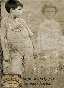 Ouija et Petit Garçon