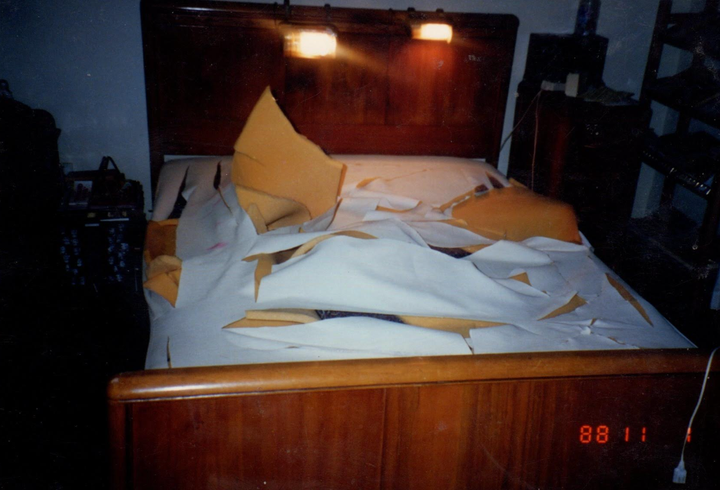 Lit chambre lee